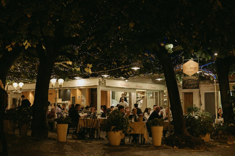 Pequod's Pizza franchise opening process